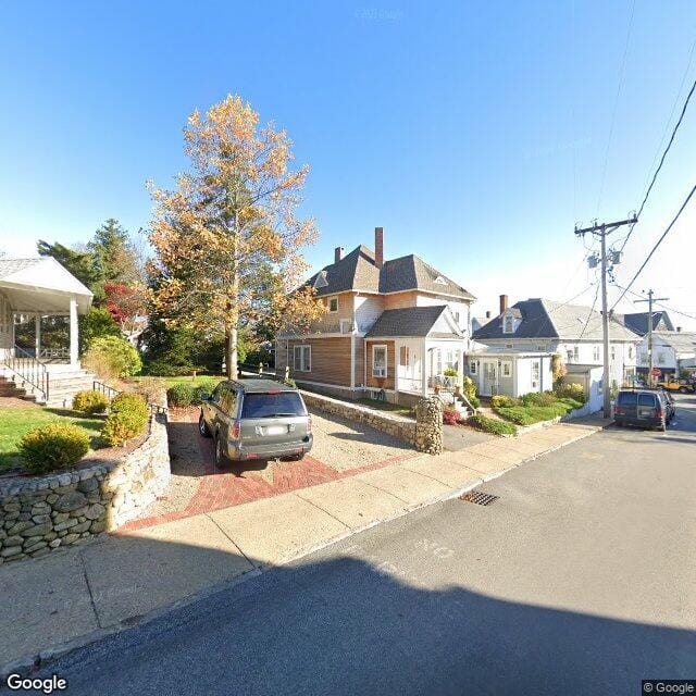 Photo of GREENOUGH HOUSE FOR ELDERS. Affordable housing located at 167 MAIN ST VINEYARD HAVEN, MA 02568