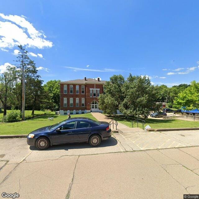 Photo of EUGENE FIELD APTS at 403 GLENDALE ST PARK HILLS, MO 63601