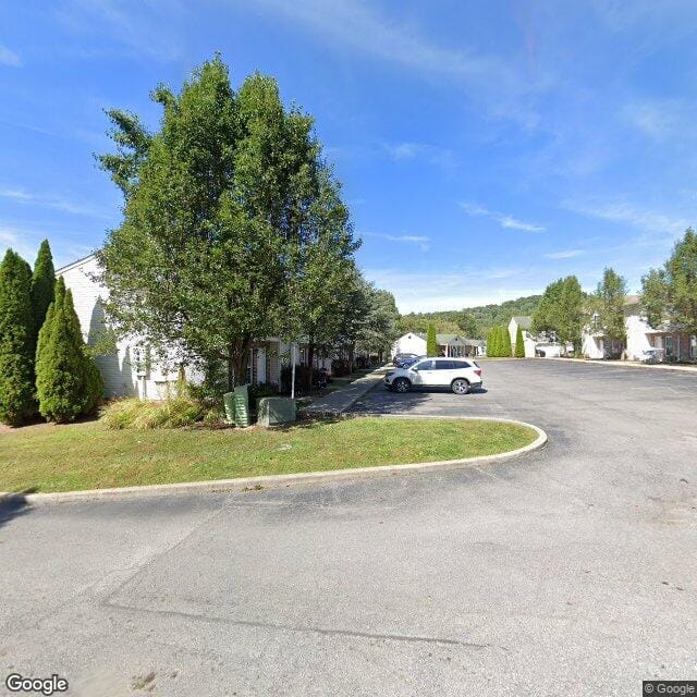Photo of OAKMONT GREENE I. Affordable housing located at 100 OAKMONT WAY MT HOPE, WV 25880