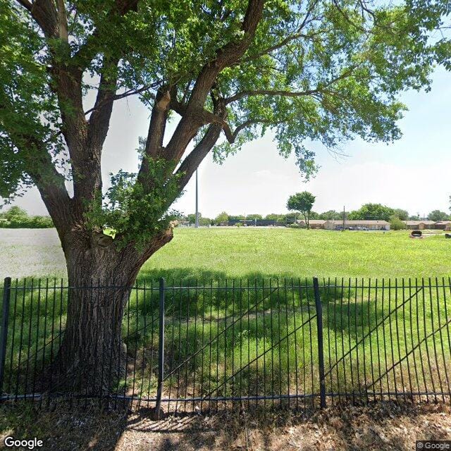 Photo of ST. THOMAS SQUARE AND WORTHINGTON TOWNHO. Affordable housing located at 1050 EAST 61ST STREET TULSA  TULSA, OK 74136