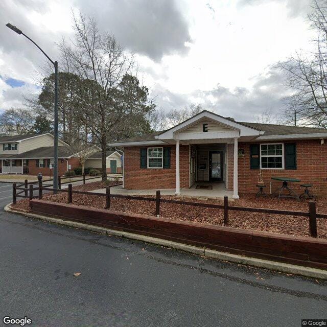 Photo of JT ROLLING OAKS, LP. Affordable housing located at 10 N RIVER ST CLAXTON, GA 30417