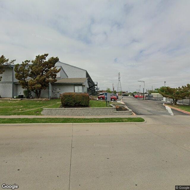 Photo of The Heights North. Affordable housing located at 8700 Calmont Ave Fort Worth, TX 76116