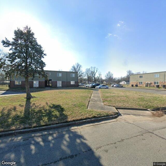 Photo of STRATFORD MANOR APTS. Affordable housing located at SIKESTON, MO