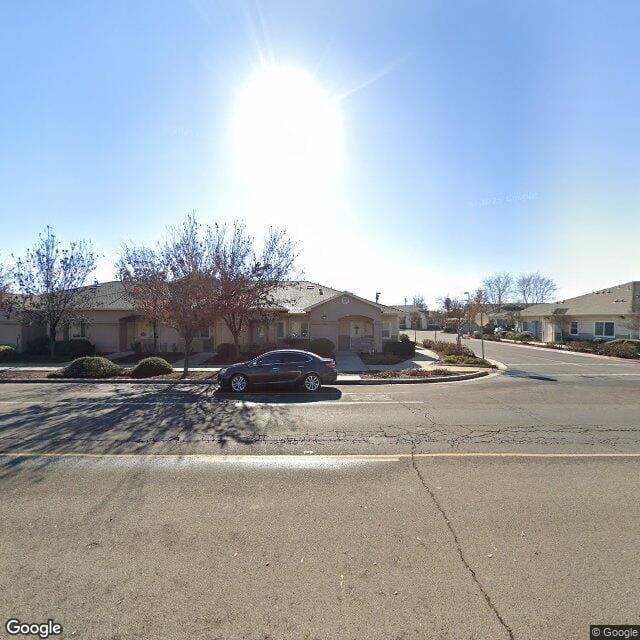 Photo of CINNAMON VILLAS SENIOR. Affordable housing located at 335 W CINNAMON DR LEMOORE, CA 93245