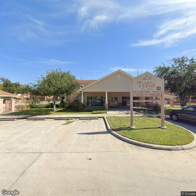 Photo of La Villa De Alton Apartments. Affordable housing located at 308 N Eagle Pass St Alton, TX 78573