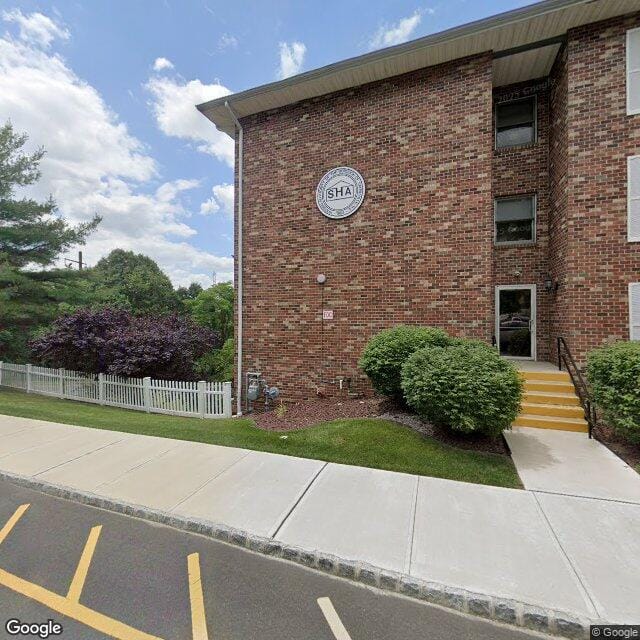 Photo of Sayreville Housing Authority. Affordable housing located at 650 Washington Road SAYREVILLE, NJ 08872