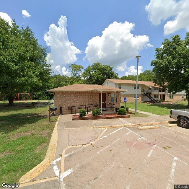 Photo of NORTH PARK APTS. Affordable housing located at 203 N BELL ST MARIETTA, OK 73448