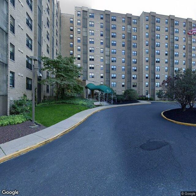 Photo of ECHELON TOWERS. Affordable housing located at 219 LAUREL ROAD VOORHEES TOWNSHIP, NJ 08043