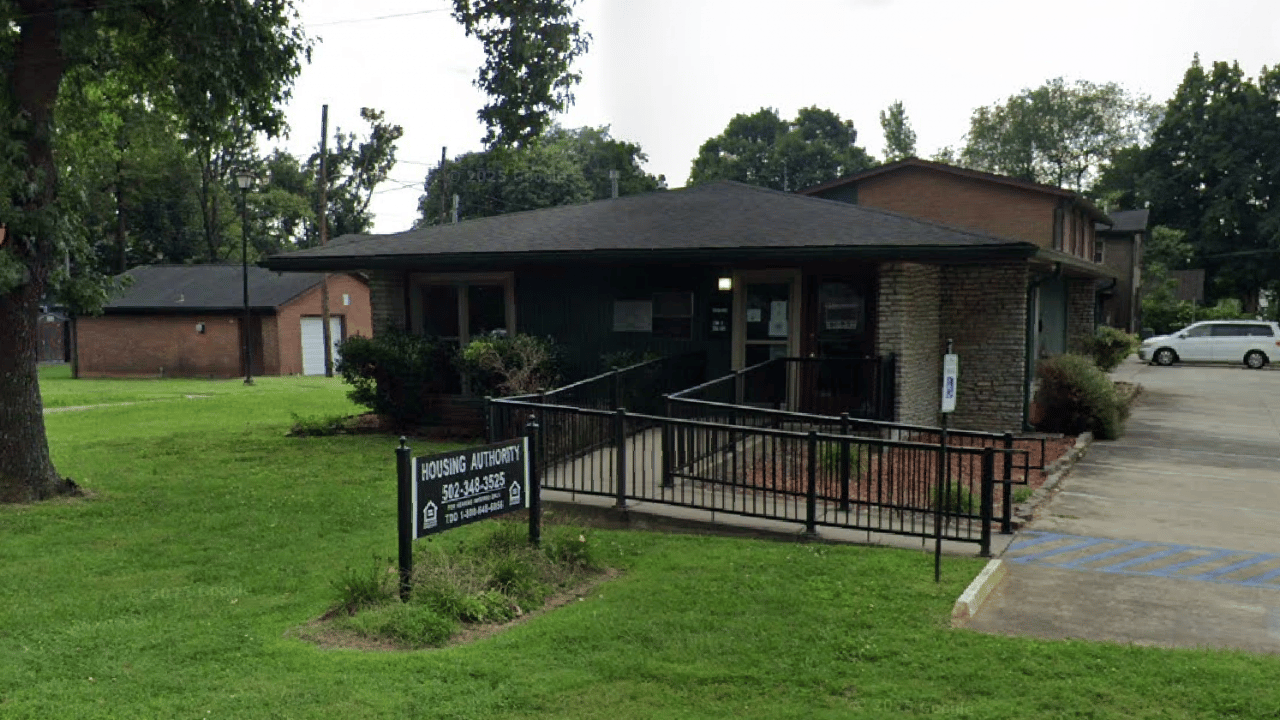 Photo of Housing Authority of Bardstown. Affordable housing located at 513 W Broadway Street BARDSTOWN, KY 40004