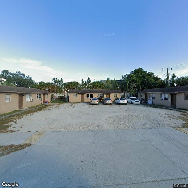 Photo of 2301 Cranford Ave. Affordable housing located at 2301 Cranford Ave Fort Myers, FL 33916