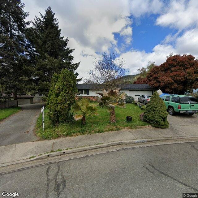 Photo of GRANTS PASS SENIOR HOUSING. Affordable housing located at 1465 NE TENTH ST GRANTS PASS, OR 97526