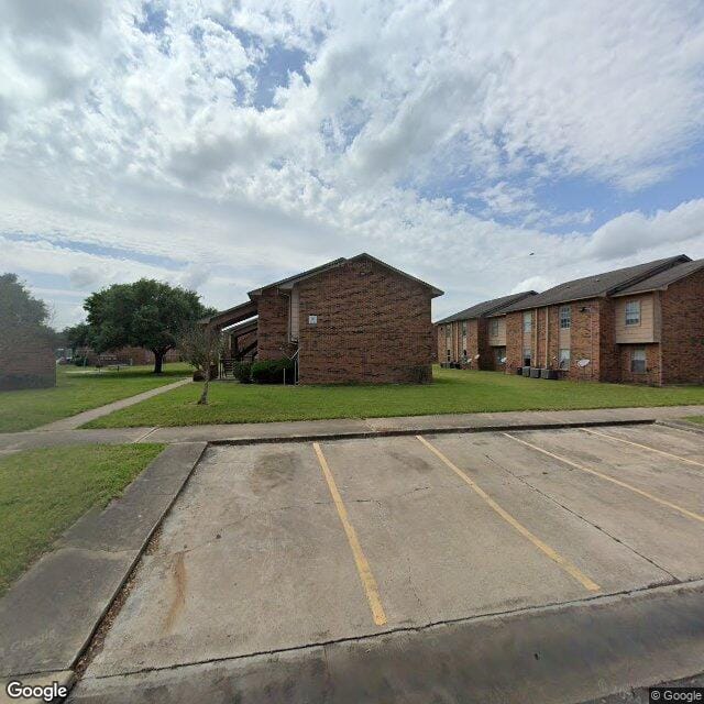 Photo of Willowchase Apartments. Affordable housing located at 1845 5th St Hempstead, TX 77445