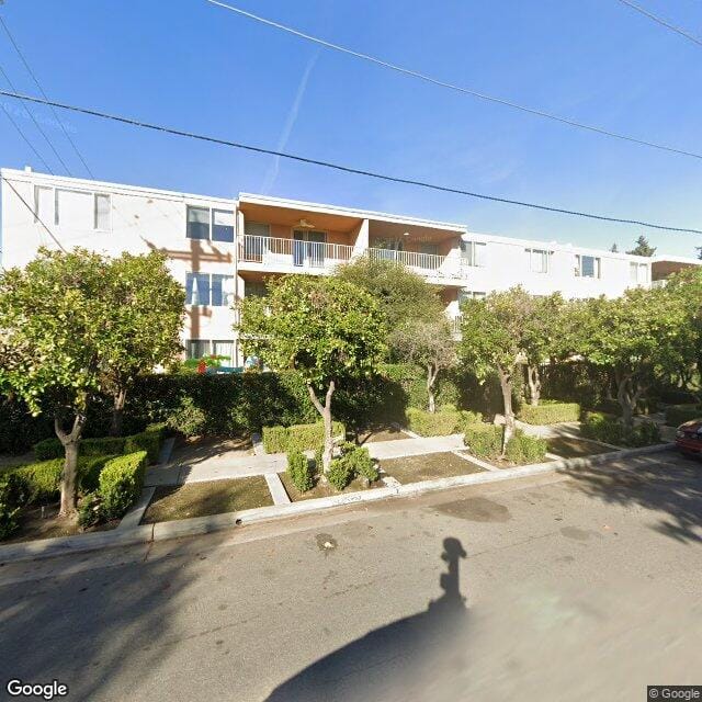 Photo of PARKS AT FIG GARDEN. Affordable housing located at 4085 N FRUIT AVE FRESNO, CA 93705