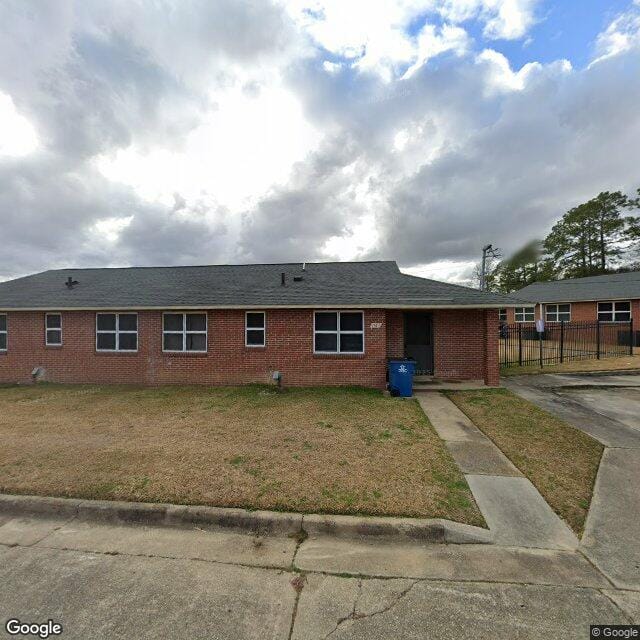 Photo of LYONS APARTMENTS at 410 N.E. BROAD STREET LYONS, GA 30436