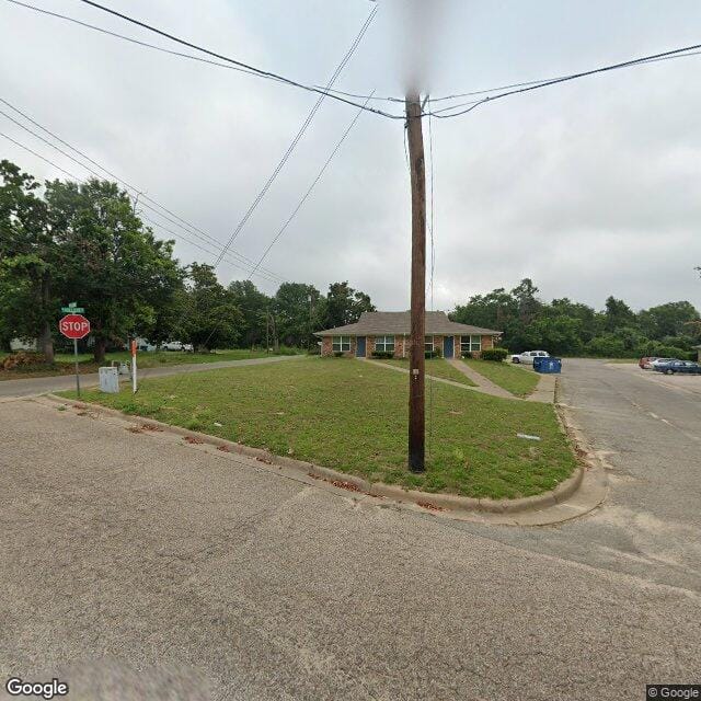 Photo of West Hylands Apartments. Affordable housing located at 737 W College St Athens, TX 75751