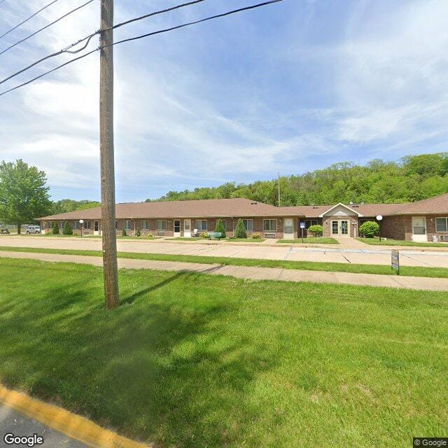 Photo of EAGLE BLUFF APTS PHASE II. Affordable housing located at 2803A AVE N FORT MADISON, IA 52627