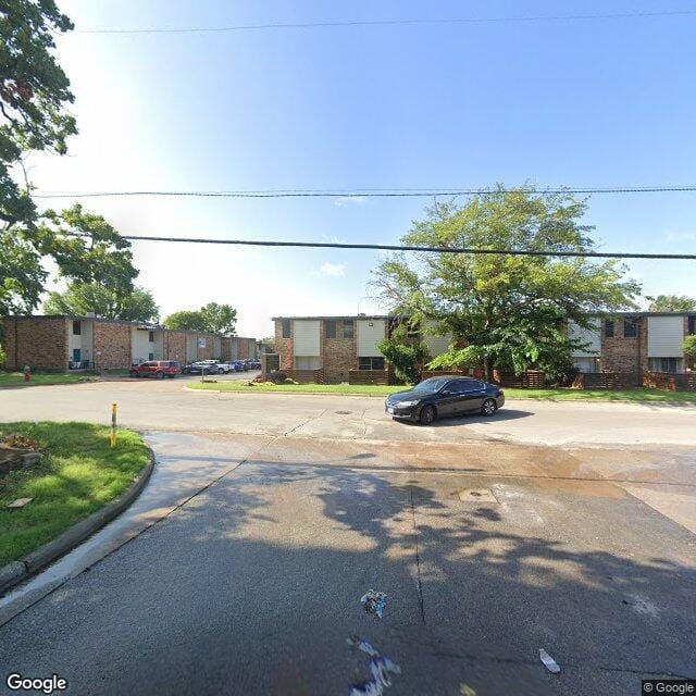 Photo of Woods of Haltom. Affordable housing located at 4812 Waldemar St Haltom City, TX 76117
