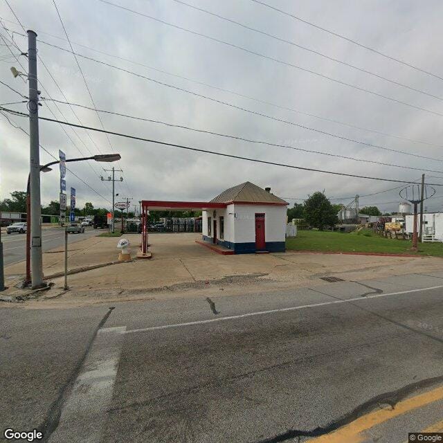 Photo of Madisonville Manor. Affordable housing located at 1610 E Collard St Madisonville, TX 77864