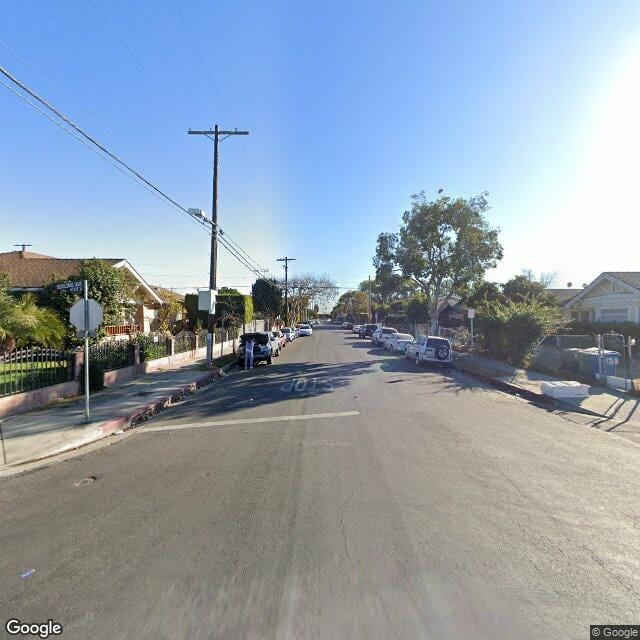 Photo of BUDLONG AVENUE APTS at 2727 S BUDLONG AVE LOS ANGELES, CA 90007