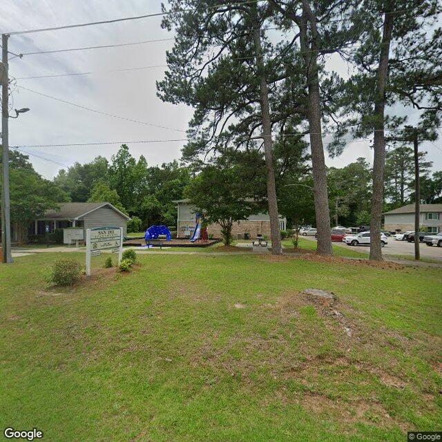 Photo of SAN DEE APARTMENTS. Affordable housing located at 258 COURT STREET GROVE HILL, AL 36451