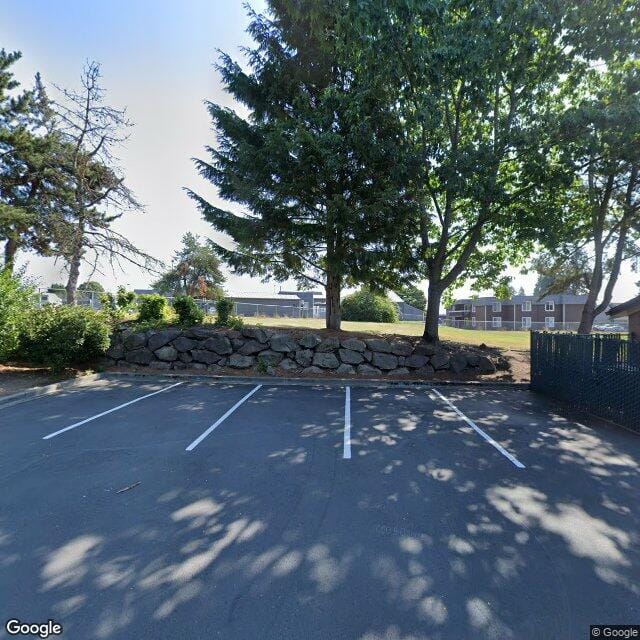 Photo of Kirkland Heights Apartments. Affordable housing located at 13310 NE 133rd St Kirkland, WA 98034