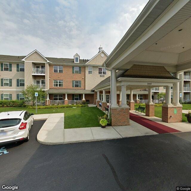 Photo of VILLAGE OF ROYAL OAK AT STARR CORNERS. Affordable housing located at 3412 DEVON RD ROYAL OAK, MI 48073