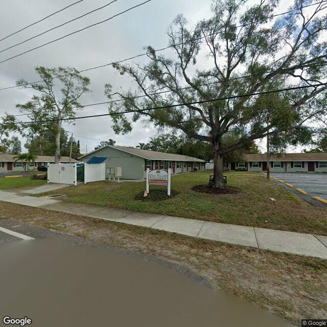 Photo of Oak Villas. Affordable housing located at 4901 37th St N Saint Petersburg, FL 33714