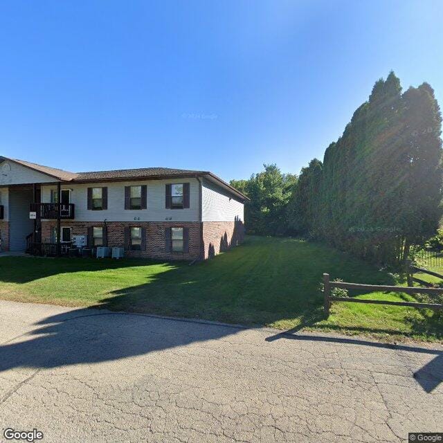 Photo of MARCLARE ESTATES. Affordable housing located at 624 MARCLARE ST DIXON, IL 61021
