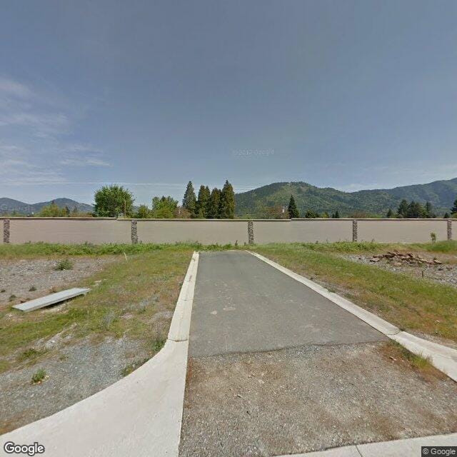 Photo of PARKVIEW TERRACE. Affordable housing located at 1002 SE PARK PLAZA DR GRANTS PASS, OR 97526