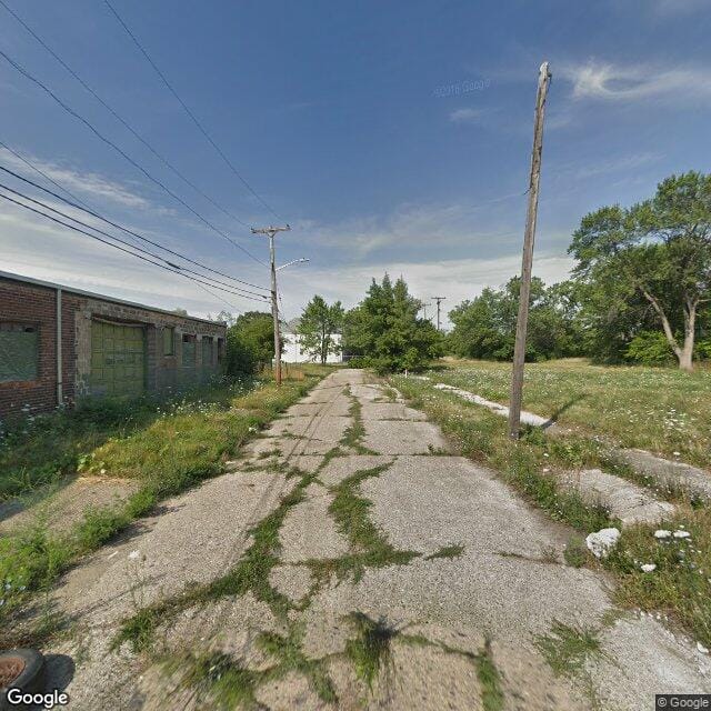 Photo of AARON APTS at 625 FIELD ST DETROIT, MI 48214