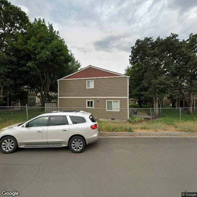 Photo of INDIAN CREEK COURT. Affordable housing located at 1615 NINTH CT HOOD RIVER, OR 97031