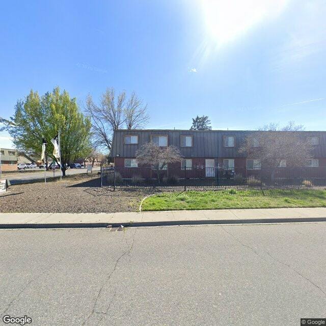 Photo of KAMIAKIN APARTMENTS. Affordable housing located at 4711 W METALINE AVE KENNEWICK, WA 99336