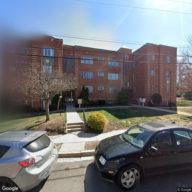 Photo of CALVERT MANOR at 1927 N CALVERT ST ARLINGTON, VA 22201