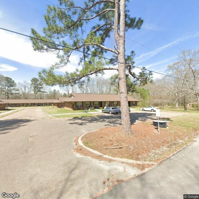Photo of Golden Age Apartments. Affordable housing located at 207 North Ave Pelahatchie, MS 39145
