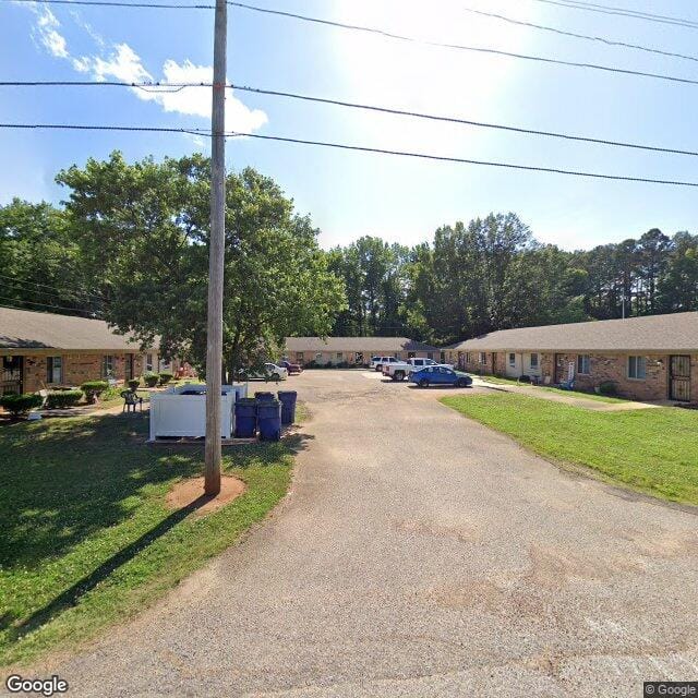 Photo of PONTOTOC SENIOR APARTMENTS. Affordable housing located at 264 LAKESHORE DRIVE PONTOTOC, MS 38863