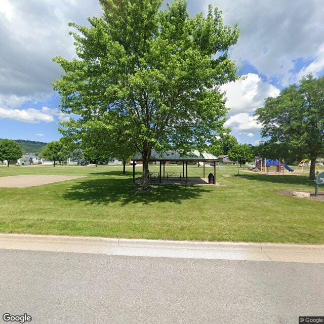 Photo of CEDAR MEADOWS. Affordable housing located at 3005 S LOCUST AVE HOLMEN, WI 54636