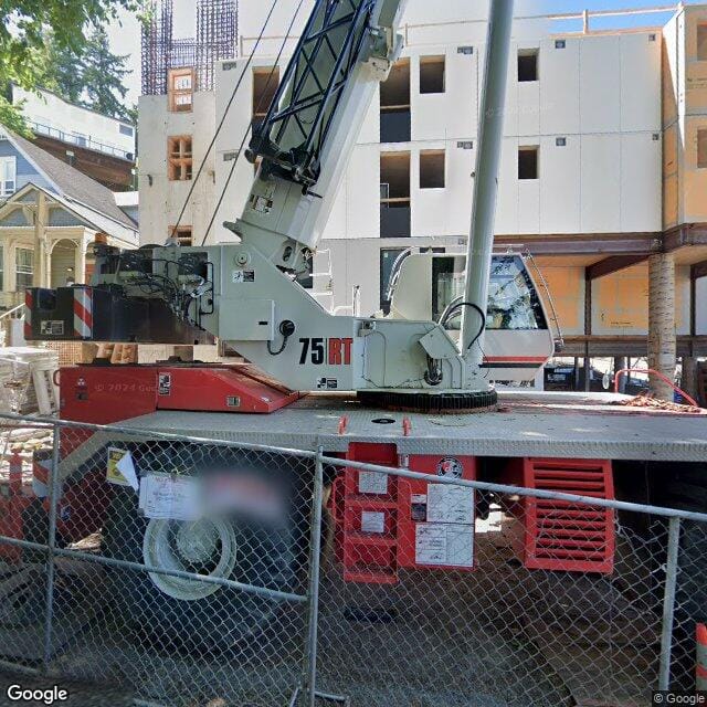 Photo of Park Avenue Apartments. Affordable housing located at 2059 SW Park Ave Portland, OR 97201