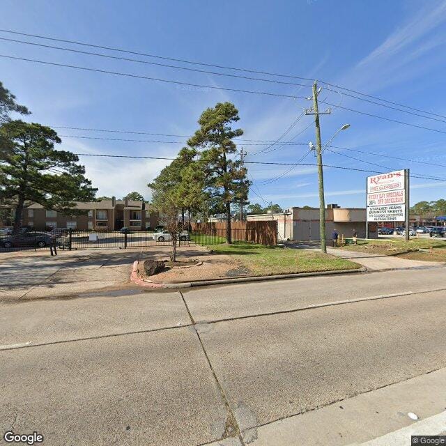 Photo of Villa Sierra. Affordable housing located at 550 Normandy St Houston, TX 77015