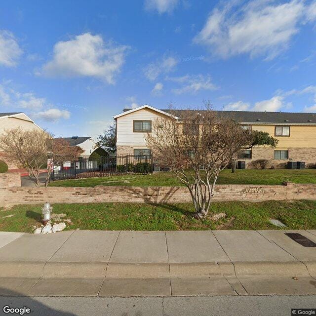 Photo of Cambridge Court. Affordable housing located at 8135 Calmont Ave Fort Worth, TX 76116