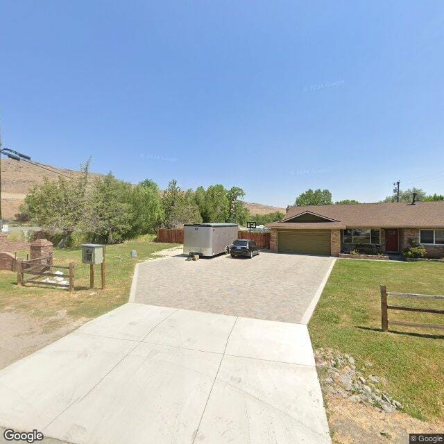 Photo of PLEASANT VALLEY & WIEN MANOR APTS at 505 S CORCORAN AVE AVENAL, CA 93204
