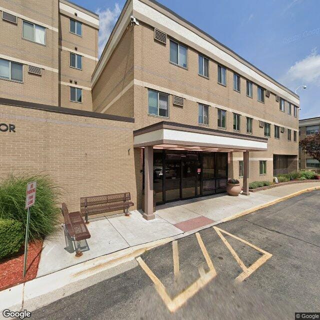 Photo of Eastpointe Housing Commission. Affordable housing located at 15701 E 9 MILE Road EASTPOINTE, MI 48021