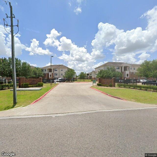 Photo of Sweetwater Point. Affordable housing located at 7909 S Sam Houston Pky E Houston, TX 77075