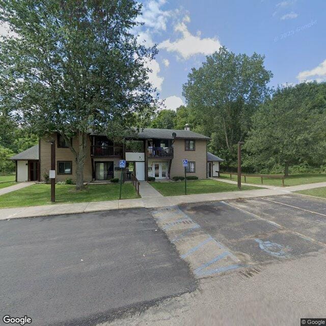 Photo of WALNUT JUNCTION. Affordable housing located at 502 DRAKE ST JONESVILLE, MI 49250
