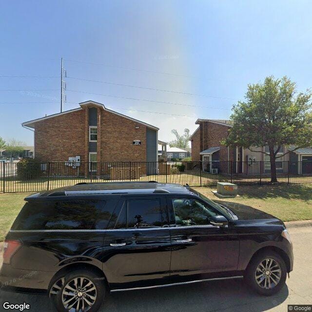 Photo of ROXTON at 307 N LOOP 288 DENTON, TX 76209