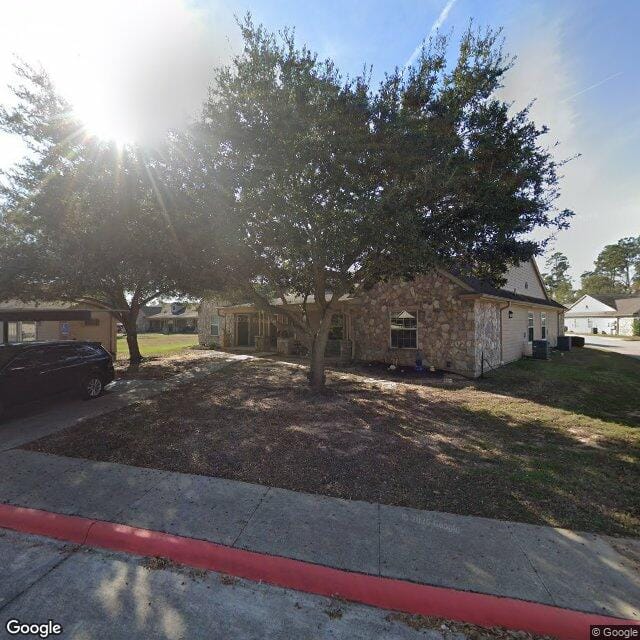Photo of The Lodge at Silverdale. Affordable housing located at 1300 Silverdale Dr Conroe, TX 77301