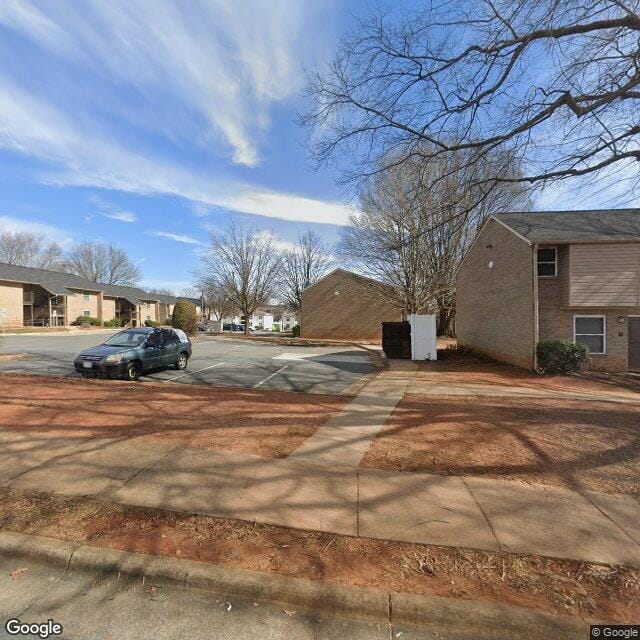 Photo of SOUTHGATE APARTMENTS at 980 EAST 2ND STREET WINSTON SALEM, NC 27101