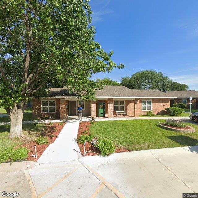 Photo of WINDWOOD RETIREMENT. Affordable housing located at 100 WINDWOOD DR KINGSLAND, TX 78639