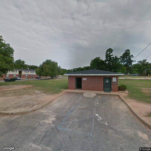 Photo of Shamrock Apartments. Affordable housing located at 308 E Hampton Ave Honea Path, SC 29654