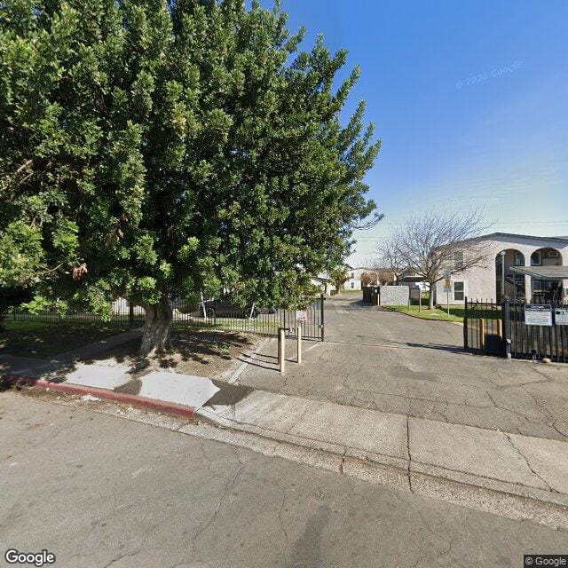 Photo of CASA GRANDE APARTMENTS. Affordable housing located at 3100 E. WHITMORE AVENUE CERES, CA 95307