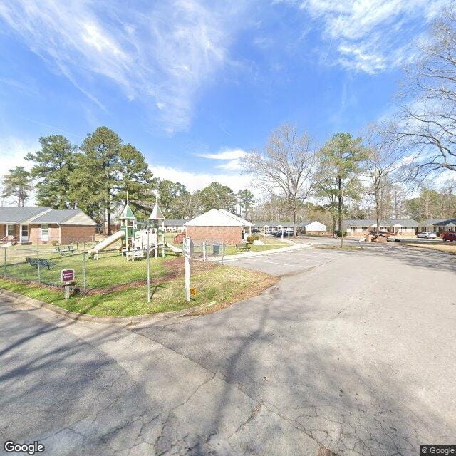 Photo of PINE FOREST APARTMENTS. Affordable housing located at 127 PEMBROKE DRIVE PLYMOUTH, NC 27962